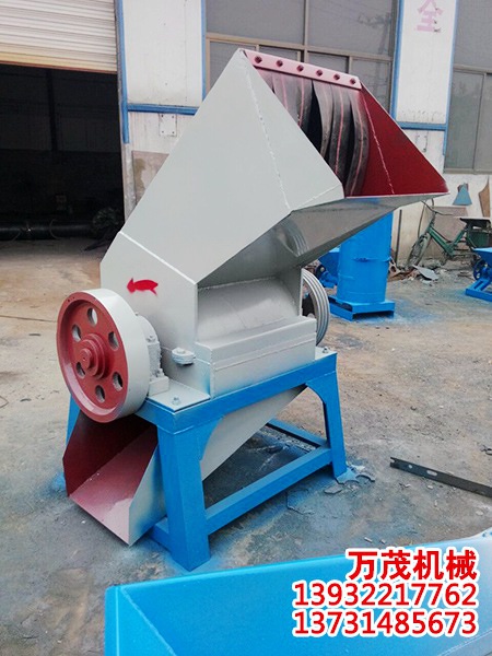 電瓶殼專(zhuān)用破碎機(jī) 